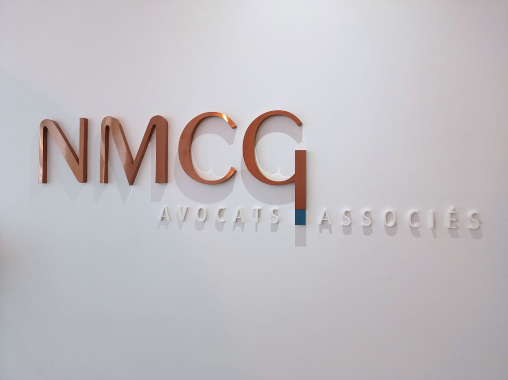 lettres découpées adhésives NMCG avocats